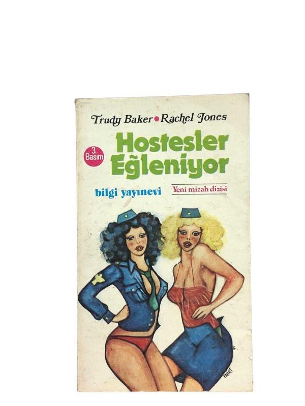 Hostesler Eğleniyor