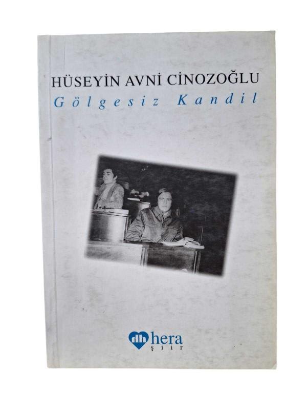 Gölgesiz Kandil (İmzalı)