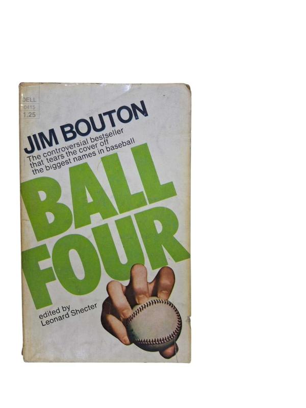 Ball Four (The Controversial Bestseller That Tears the Cover of The Biggest Names in Baseball)