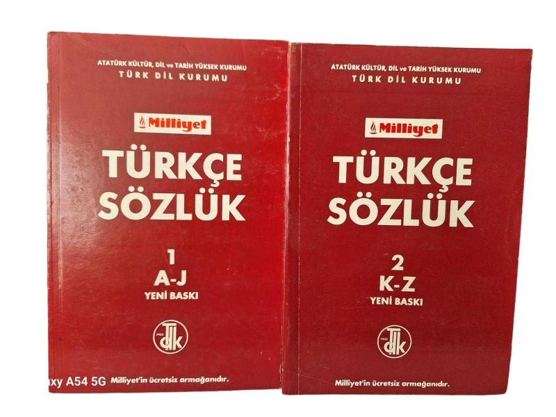 Türkçe Sözlük (2 Cilt)